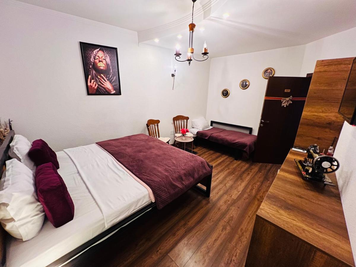 Hotel Fjorr Призрен Экстерьер фото
