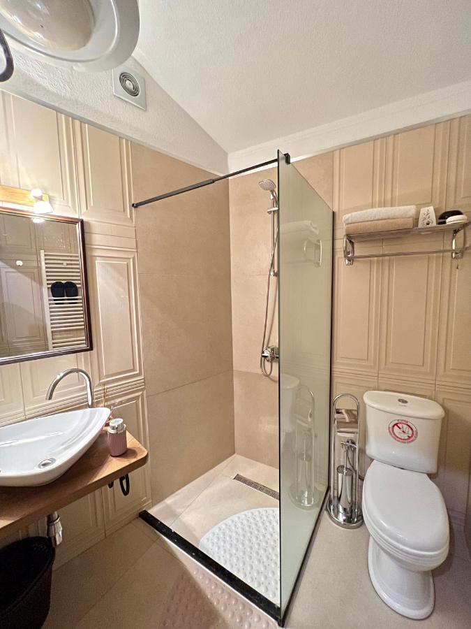 Hotel Fjorr Призрен Экстерьер фото