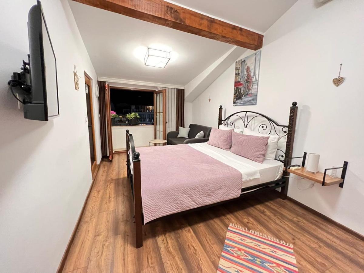 Hotel Fjorr Призрен Экстерьер фото